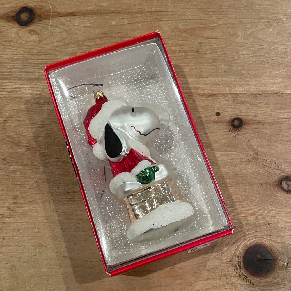 Kurt Adler VTG Snoopy Peanuts Chimney Glass Ornament